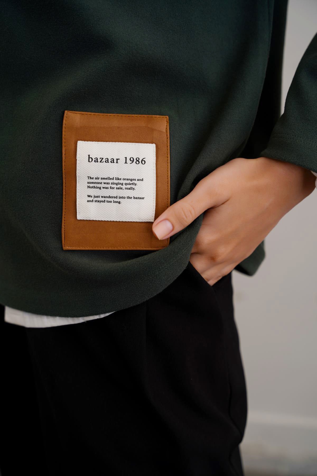 SOFT FLEECE PATCH HOODIE